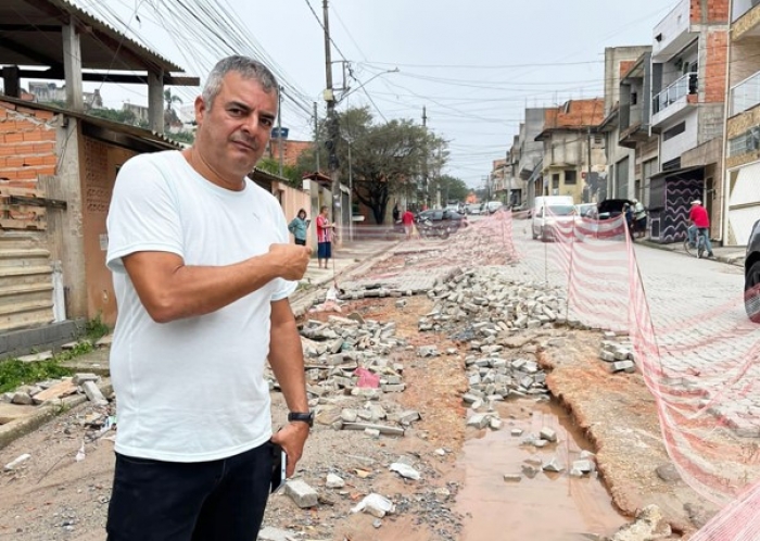 Vereador Sargento Simões denuncia negligência da prefeitura com a Estrada do Carneiro e critica prioridades duvidosas