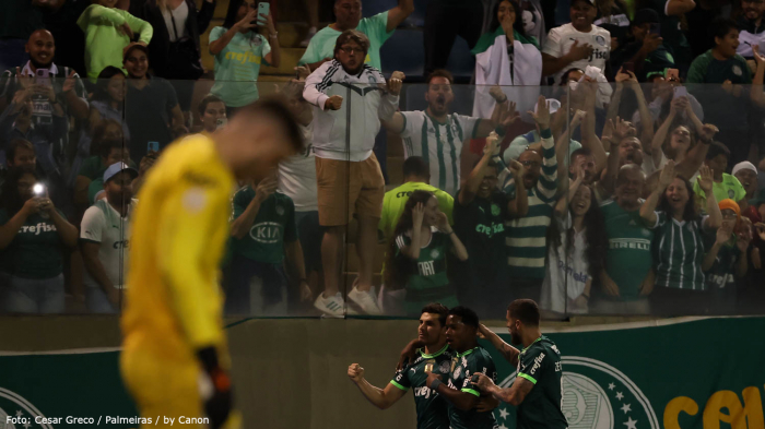 Palmeiras vence Athletico-PR e empata em número de pontos com o líder Botafogo