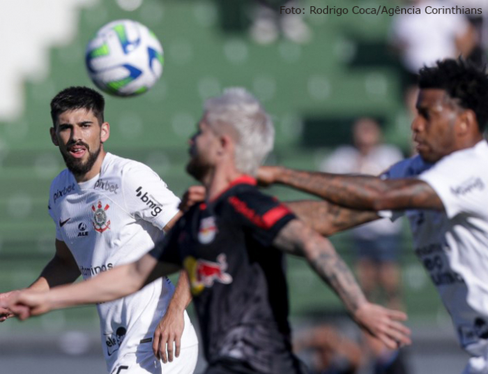 Red Bull Bragantino derrota Corinthians e fica próximo do líder Botafogo