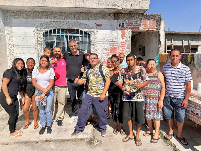 Pré-candidata Regiane Carla reúne moradores com Sargento Simões e destaca importância da saúde do idoso em Mauá