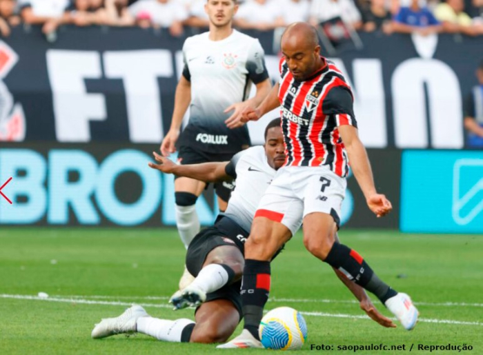 Em clássico movimentado, Corinthians e São Paulo empatam pelo Campeonato Brasileiro