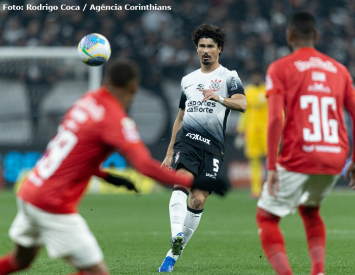 Corinthians busca empate nos acréscimos contra o Red Bull Bragantino pelo Campeonato Brasileiro