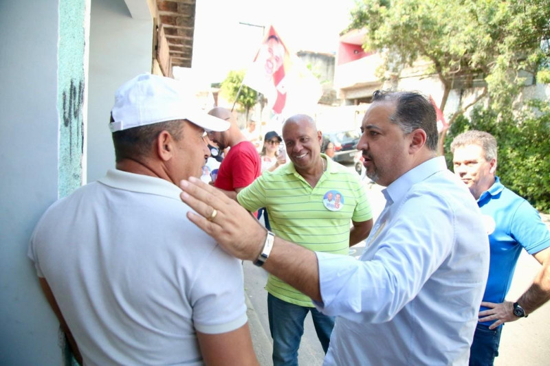 Prefeito esteve acompanhado pelo seu vice, Juiz João, e por apoiadores como o candidato a vereador Wagner Rubinelli em grande parte das ações