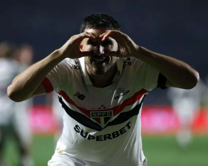 São Paulo vence Nacional-URU e garante classificação às quartas da Libertadores