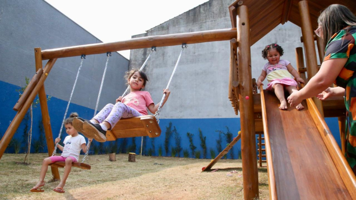 Nova área de convivência com espaço pet é inaugurada na Vila Noêmia