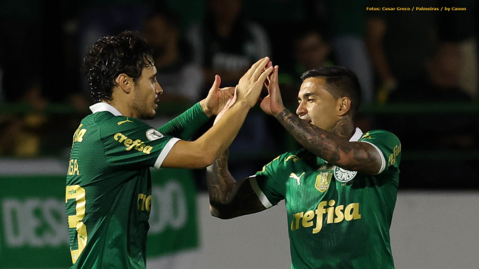 Com dois gols de pênalti, Palmeiras vence Atlético-MG e segue na vice-liderança do Campeonato Brasileiro