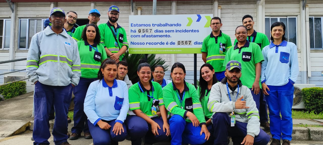 Membros da equipe comercial da BRK Ambiental de Mauá