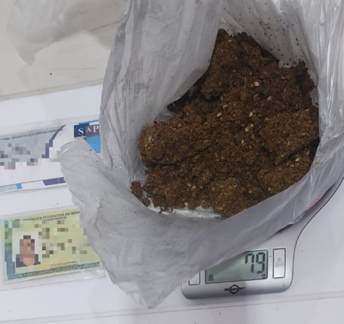 Esposa de preso foi impedida de levar entorpecente para o interior do CDP de Mauá Esposa de preso foi impedida de levar entorpecente para o interior do CDP de Mauá