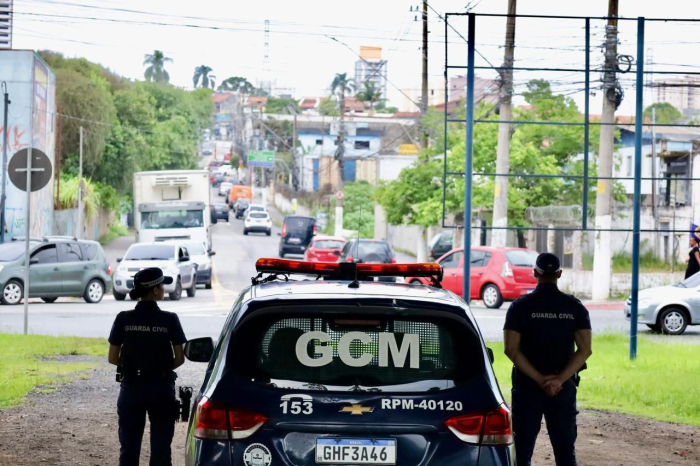 GCM de Mauá prende suspeito e recupera motocicleta furtada na Vila Assis Brasil GCM de Mauá prende suspeito e recupera motocicleta furtada na Vila Assis Brasil