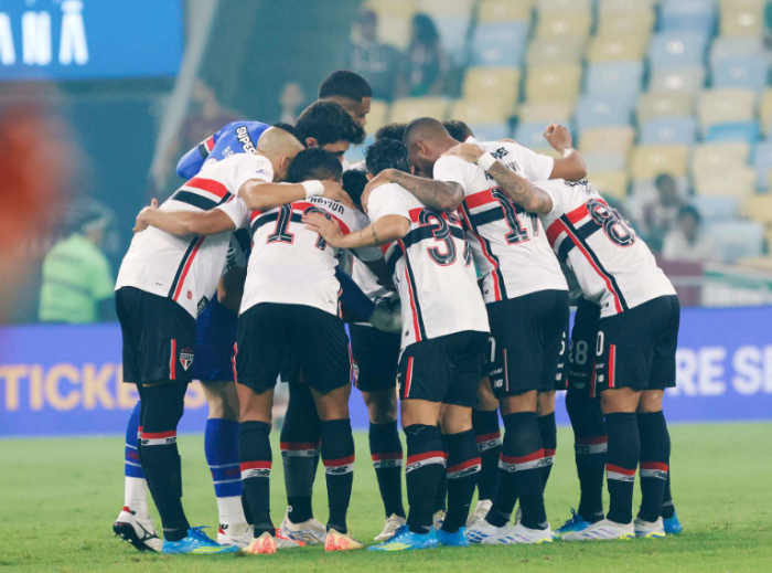 São Paulo perde para o Fluminense no Maracanã pelo Campeonato Brasileiro São Paulo perde para o Fluminense no Maracanã pelo Campeonato Brasileiro
