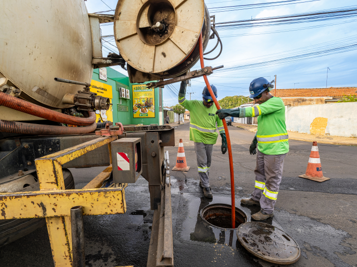BRK reduz em 11% os entupimentos na rede de esgoto de Mauá após limpeza preventiva de 12,4 quilômetros de tubulações BRK reduz em 11% os entupimentos na rede de esgoto de Mauá após limpeza preventiva de 12,4 quilômetros de tubulações
