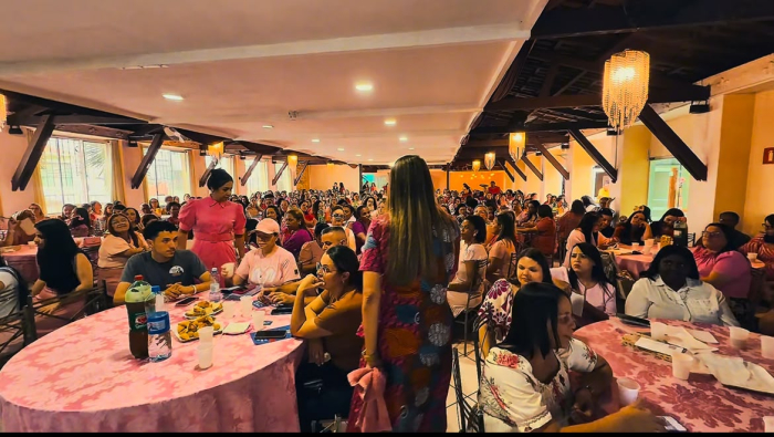 Osmar Santos elogia evento da missionária Priscila Faria em Mauá
