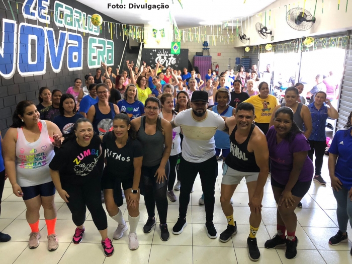 Instituto Família Nova Era faz zumba solidária para ajudar causa animal