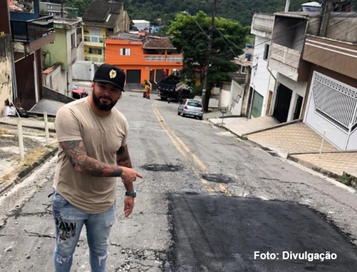 Zé Carlos Nova Era conquista Operação Tapa-Buraco para Jd. Itapeva e região