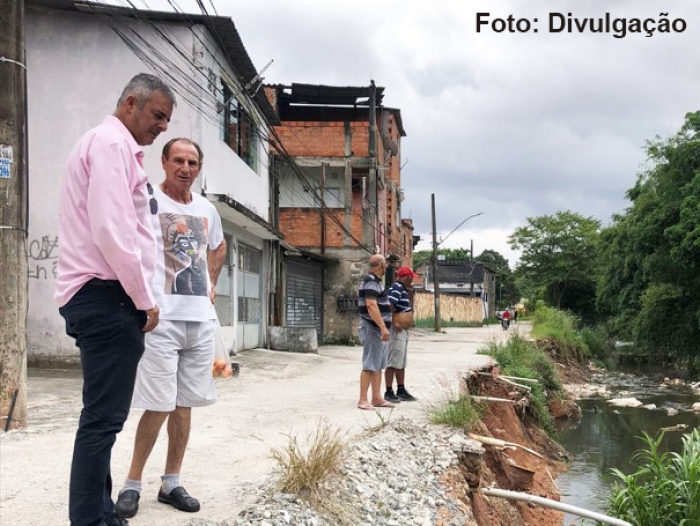 Sargento Simões cobra conjunto de medidas preventivas em áreas de risco de deslizamentos