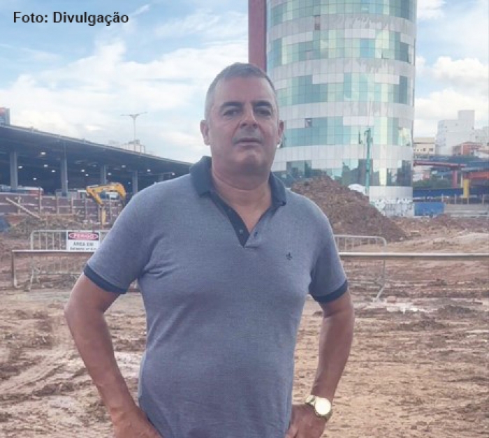 Sargento Simões vistoria obras do Terminal Rodoviário Central e cobra agilidade