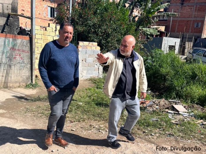 Vereador Simão acompanha prefeito Marcelo Oliveira em visita ao Jardim Pajussara